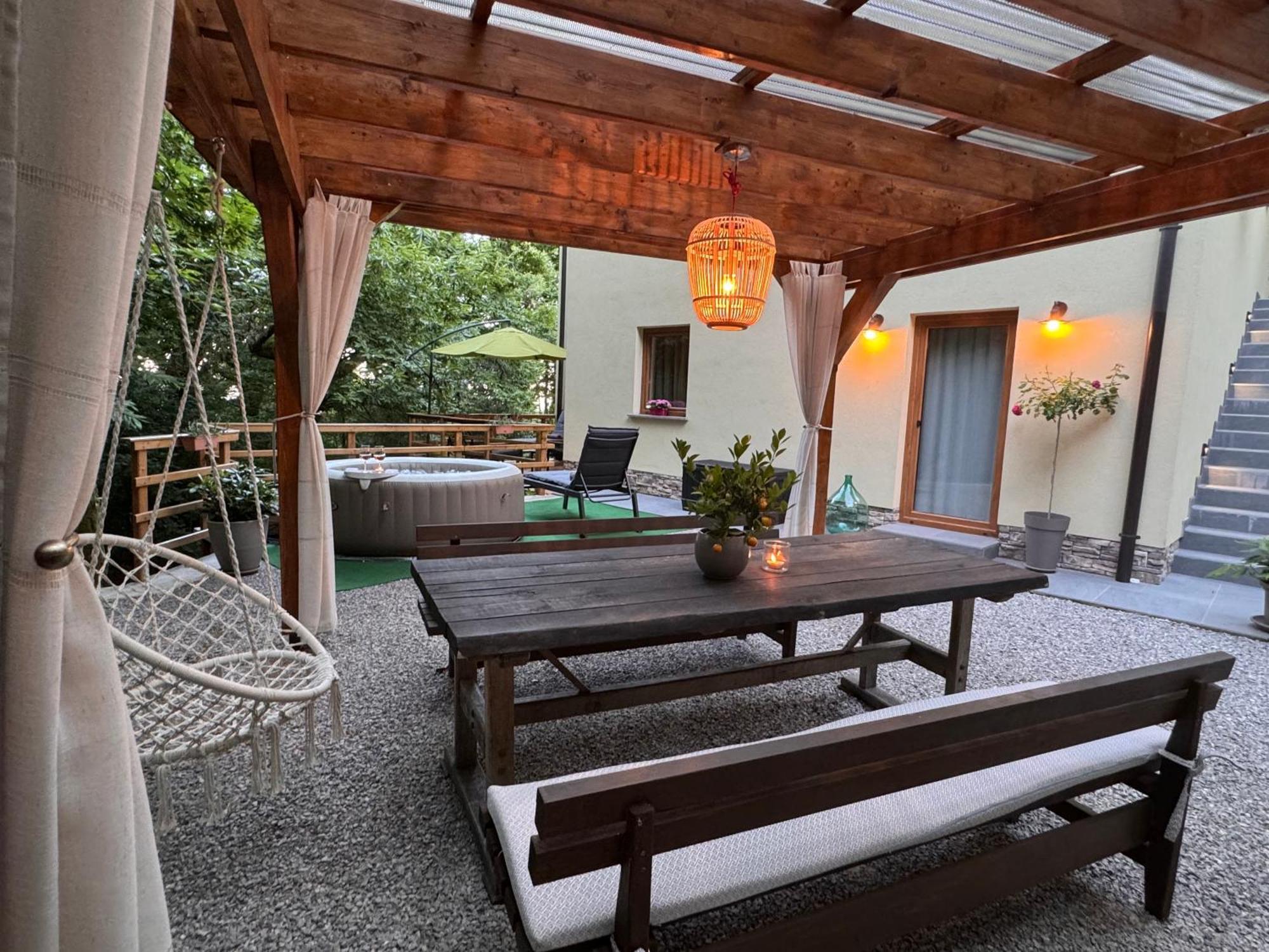 Apartment With A Terrace Forest Home Lullula Veprinac ภายนอก รูปภาพ